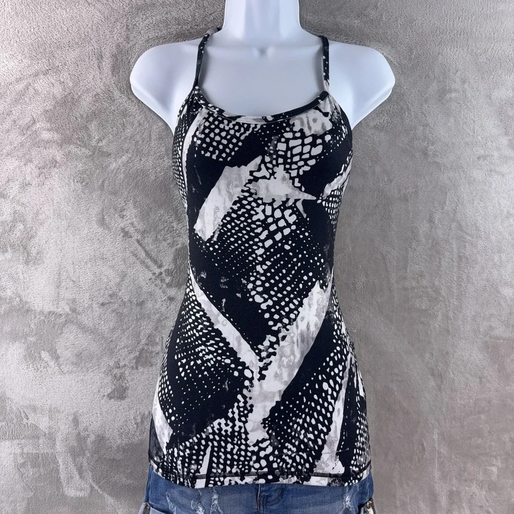 Lululemon Power Y Tank Top Womens‎ Size 4 Black White Geographic Performance